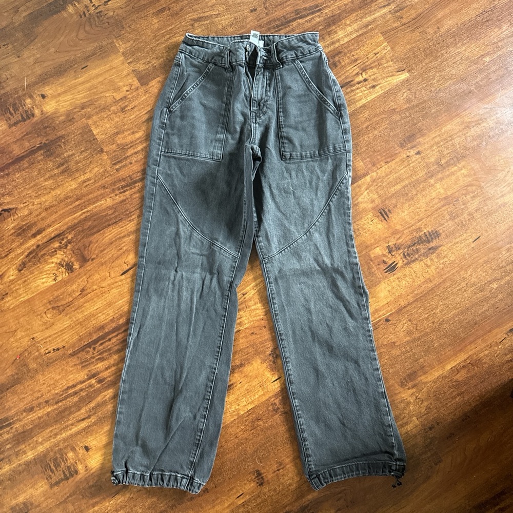 Grey/Black Jeans